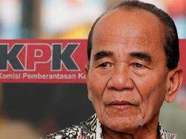 Mantan Gubernur Riau