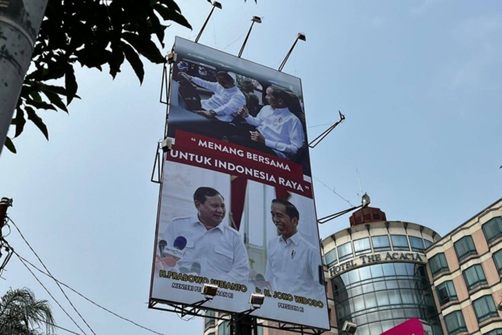 Baliho Jokowi dan Prabowo Menang Bersama
