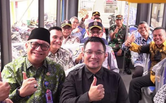 trans padang