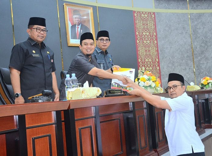kota padang dprd