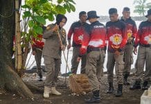 Aksi Bersih-Bersih Pantai Padang: Wali Kota Ajak Masyarakat Jaga Kebersihan Lingkungan kota padang