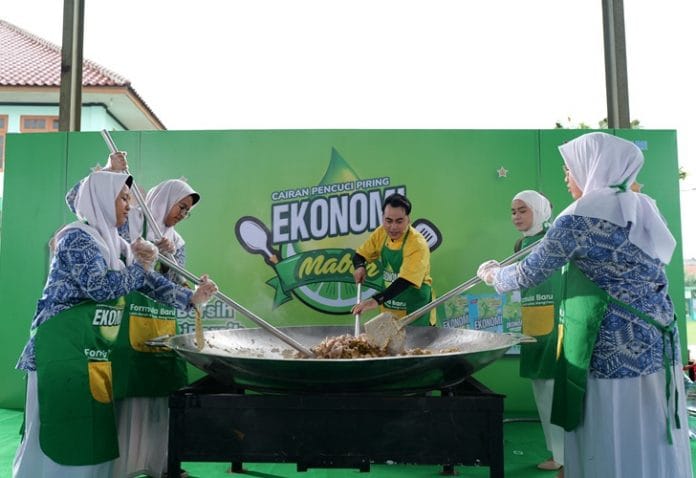 EKONOMI Pencuci Piring
