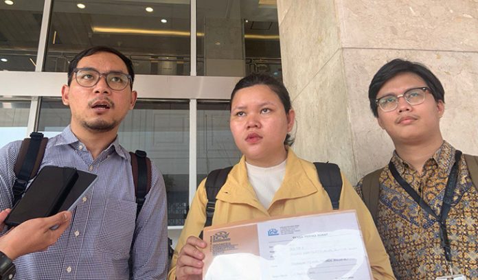 Gaji dan Tunjangan DPR