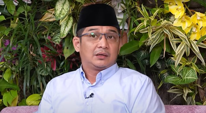 Pasha Chat Panas Anggota DPR
