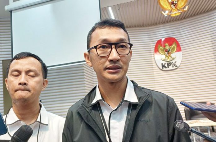 Komisi Pemberantasan Korupsi (KPK) hingga kini belum mengumumkan tersangka dalam kasus dugaan korupsi kuota haji tahun 2023-2024. .(Kompas.com/Syakirun Ni'am)