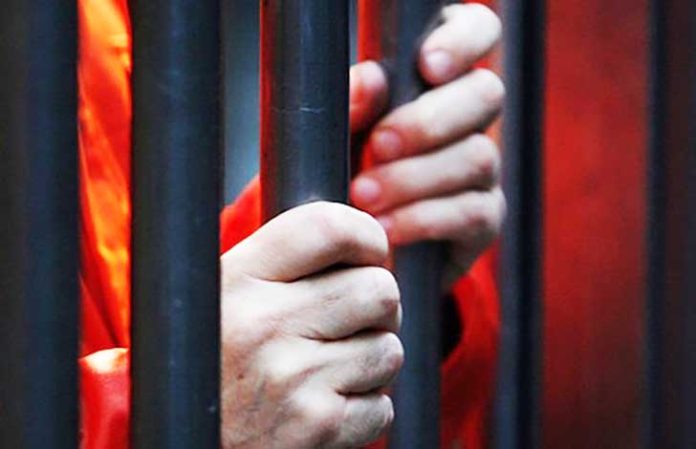 Dalam operasi yang digelar pada Minggu (28/9/2025), Polres Karawang mengamankan seorang pria dan menyita sabu dengan berat bruto lebih dari 100 gram. (Foto: Ilustrasi).