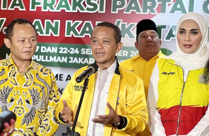 Ketua Umum (Ketum) Partai Golkar Bahlil Lahadalia meminta para kader Golkar di seluruh Indonesia untuk menyukseskan berbagai program yang dicanangkan oleh Presiden Prabowo Subianto. (Foto: Fransiskus Adhiyuda).