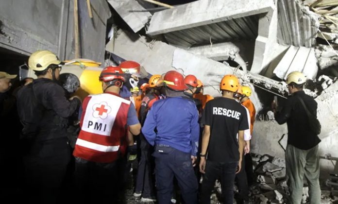 Bangunan Ponpes Ambruk di Sidoarjo, DPR Minta Pemerintah Bergerak Cepat Selamatkan Santri