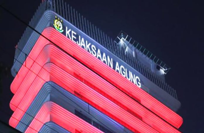 Akun Instagram resmi milik Kejaksaan Agung (Kejagung) diretas dan sempat mengunggah video promosi terkait tempat judi kasino. Peretasan terhadap akun resmi @kejaksaan.ri ini terjadi pada Kamis (2/10) malam hingga Jumat (3/10/2025) pagi.