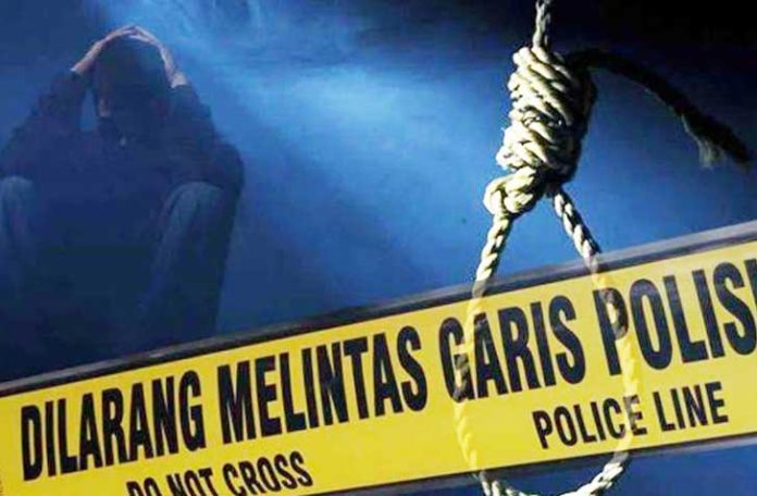 Kasubbid Penmas Bidhumas Polda Metro Jaya, AKBP Reonald Simanjuntak, menjelaskan bahwa korban gantung diri pertama kali ditemukan oleh istrinya sepulang dari rumah anak mereka. (Foto: Ilustrasi)