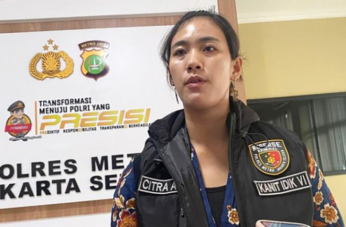 Kematian seorang terapis perempuan berinisial RTA (14) di lahan kosong kawasan Pejaten, Jakarta Selatan, masih menyisakan tanda tanya besar.