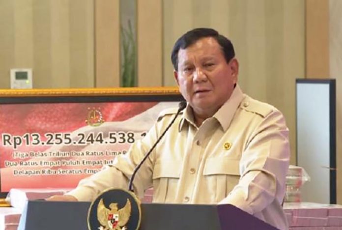 Presiden Republik Indonesia, Prabowo Subianto, mengingatkan aparat penegak hukum agar menjunjung tinggi keadilan dan tidak berlaku diskriminatif dalam menangani kasus hukum di masyarakat.