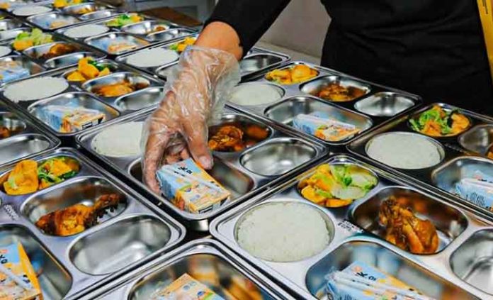 Terungkap! Prabowo Hitung Langsung Menu MBG, Rp10.000 Masih Bisa Dapat Ayam dan Telur?