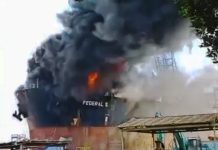 Ledakan Kapal MT Federal II Batam, 10 Pekerja Tewas dan 21 Luka-luka Duka mendalam menyelimuti Kota Batam usai insiden ledakan maut di kapal tanker MT Federal II yang tengah bersandar di Galangan Kapal PT ASL Shipyard, Tanjung Uncang, Kota Batam, Kepulauan Riau, jelang subuh Rabu (15/10/2025). (Foto: Tangkapan Layar FaceBook Peter Aritonang)
