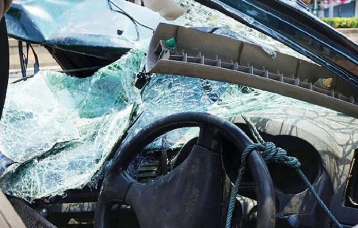 Kecelakaan maut menimpa rombongan keluarga pengantin pria asal Cibinong, Kabupaten Bogor, Jawa Barat. Satu unit mobil Elf yang mereka tumpangi terjun ke jurang di Jalan Sedayu, Lampung, pada Minggu (5/10/2025) siang. Ilustrasi. (Foto: Istockphoto/ FinestWorks)
