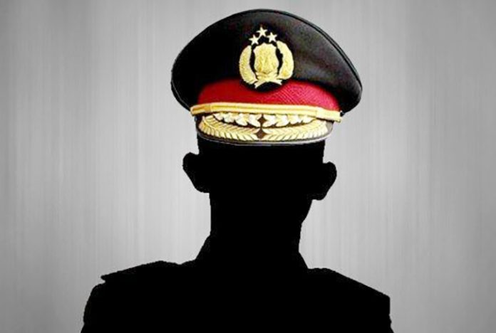 Seorang anggota Polri berinisial Brigadir IR resmi masuk dalam daftar pencarian orang (DPO) setelah ditetapkan sebagai tersangka dalam kasus pencurian uang milik tersangka narkoba melalui kartu anjungan tunai mandiri (ATM). (Foto: Ilustrasi)