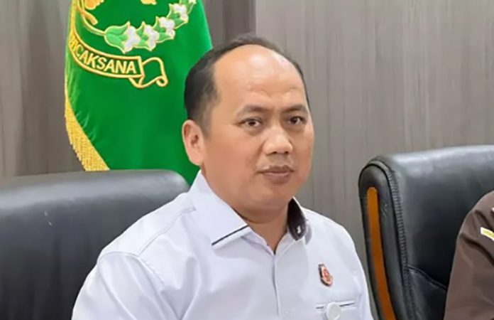 Kepala Pusat Penerangan Hukum (Kapuspenkum) Kejagung, Anang Supriatna, mengatakan penggeledahan dilakukan untuk mencari serta mengamankan berbagai dokumen penting yang diduga berkaitan dengan praktik korupsi tersebut.