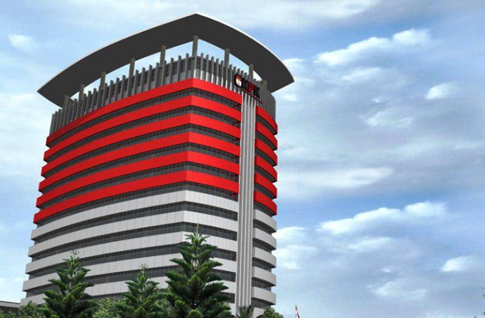 Skandal Fee Proyek di OKU: KPK Tetapkan 4 Tersangka Baru Termasuk Wakil Ketua DPRD Komisi Pemberantasan Korupsi (KPK) kembali menetapkan empat tersangka baru dalam kasus dugaan suap dan pemotongan anggaran proyek di Dinas Pekerjaan Umum dan Perumahan Rakyat (PUPR) Kabupaten Ogan Komering Ulu (OKU), Sumatera Selatan.
