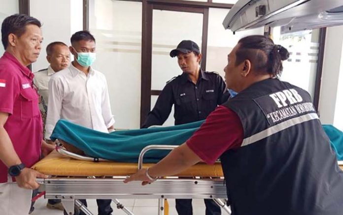 Jumlah korban tewas akibat dugaan pesta minuman keras (miras) oplosan di sebuah gubuk di Desa Bondowoso, Kecamatan Mertoyudan, Kabupaten Magelang, kembali bertambah. Hingga Kamis (9/10/2025), total korban meninggal dunia mencapai tujuh orang. (Foto: Eko Susanto/detikJateng)