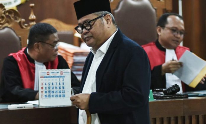 Batal Tuntut Rp125 Triliun, Penggugat Gibran Minta Maaf dan Mundur demi Damai!
