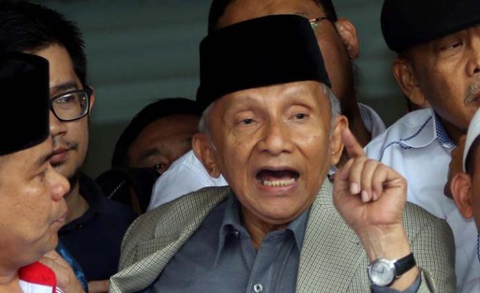 Amien Rais Kecam Trio Elite, Soroti Dampak Kebijakan Ekonomi 10 Tahun Terakhir