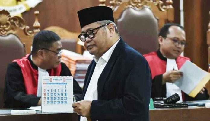 Sidang Gugatan Ijazah Rp125 Triliun, Gibran Lagi-Lagi Tak Hadir di Pengadilan