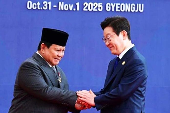 Momen Hangat! Prabowo Disambut Langsung Presiden Korsel di KTT APEC 2025