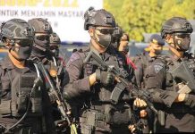Pengamanan Superketat: Polisi Jaga 6 Sekolah Internasional Usai Ancaman Bom Pengamanan Superketat: Polisi Jaga 6 Sekolah Internasional Usai Ancaman Bom