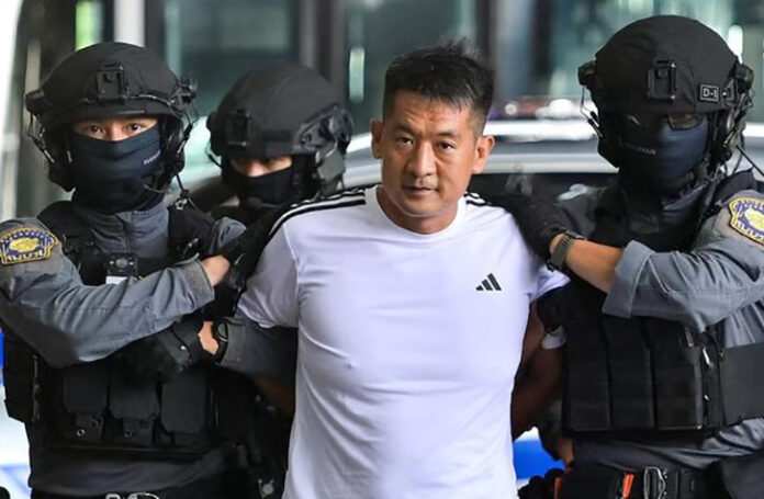 Pengadilan Thailand resmi mengekstradisi bos judi online (judol) asal China, She Zhijiang (43), yang dituding sebagai dalang sindikat perjudian terbesar di Asia dengan nilai transaksi mencapai 2,7 triliun Yuan atau sekitar Rp 6.349 triliun. (REUTERS/Thanaphon Wuttison Purchase Licensing Rights)