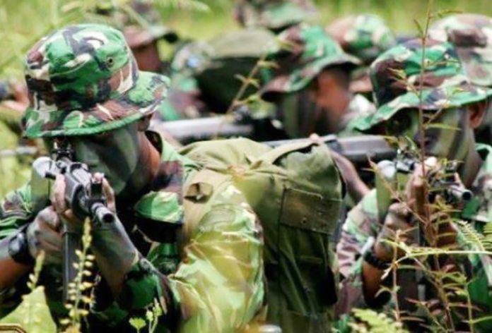 Satuan Tugas (Satgas) Operasi Damai Cartenz menembak mati seorang anggota Kelompok Kriminal Bersenjata (KKB) bernama Lipet Sobolim alias Cocor Sobolim alias Junior Bocor Sobolim di Kabupaten Yahukimo, Papua Pegunungan.