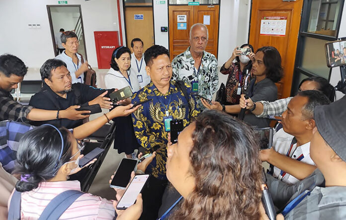 Kuasa hukum warga, Subali, S.H., menjelaskan bahwa fokus gugatan ini terletak pada keabsahan penerbitan hak pakai yang dianggap bertentangan dengan komitmen awal pembangunan kawasan Marinatama pada akhir 1990-an.