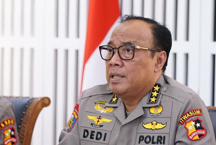 Wakil Kepala Kepolisian Republik Indonesia (Wakapolri) Komjen Pol. Dedi Prasetyo secara terbuka mengakui adanya kelemahan institusional Polri dalam merespons laporan dan pengaduan publik.