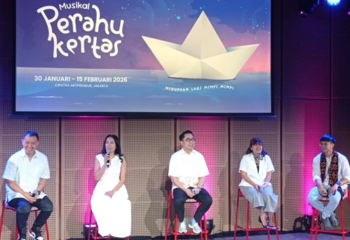 Perahu Kertas