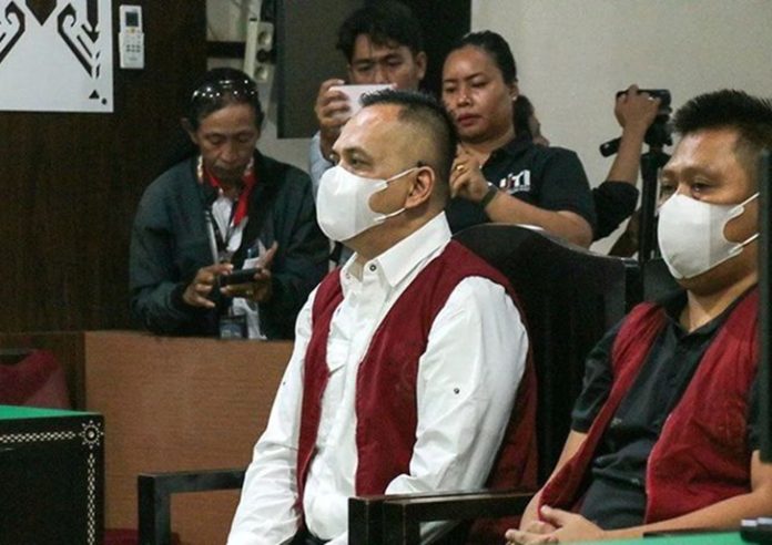 Kompol I Made Yogi Purusa Utama meminta majelis hakim Pengadilan Negeri (PN) Mataram untuk membebaskannya dari segala dakwaan terkait kasus pembunuhan Brigadir Muhammad Nurhadi, anggota Bidang Profesi dan Pengamanan (Bidpropam) Polda Nusa Tenggara Barat (NTB).