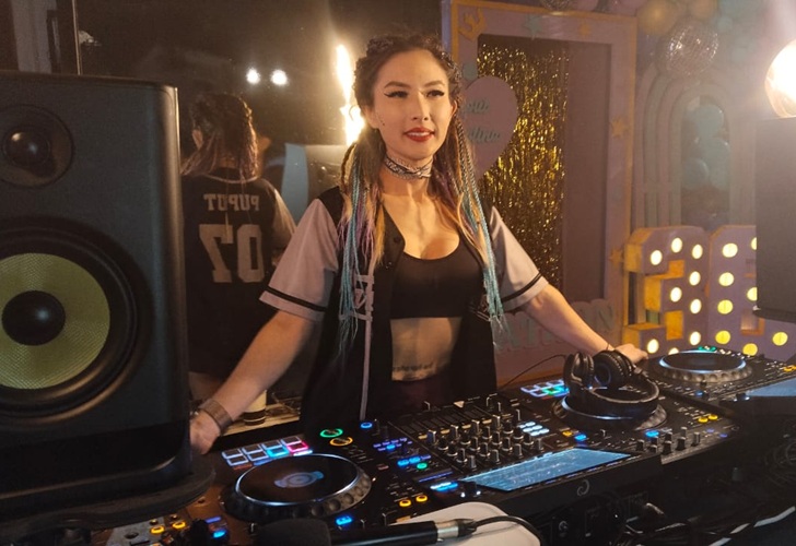 Puput Carolina Ulang Tahun ke-36, Resmi Jadi DJ Profesional dan Luncurkan Patron Management. 3 Puput Carolina
