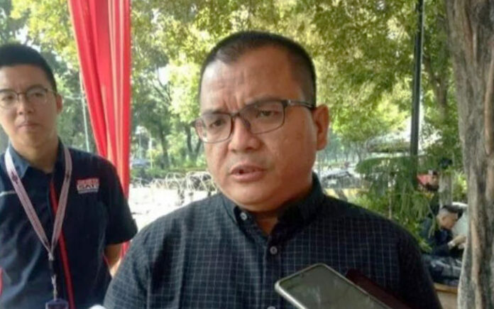 Serangan Terbuka Denny Indrayana: Jokowi Dianggap Prioritaskan Kepentingan Pribadi