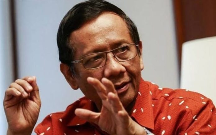 Mahfud MD Klarifikasi Tegas! Saya Tak Pernah Bilang Ijazah Jokowi Asli atau Palsu