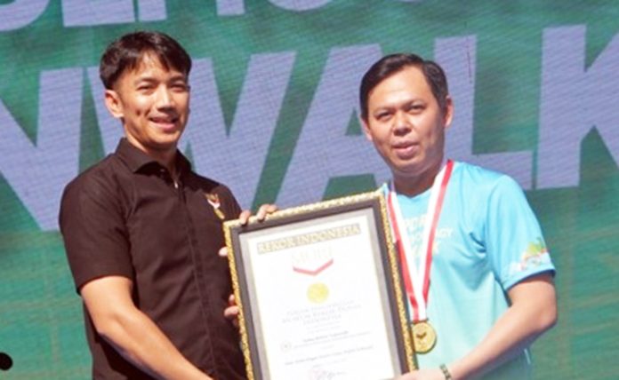 Green Democracy Bergema! DPD Torehkan Rekor MURI dan Gerakkan Indonesia Sehat Bumi