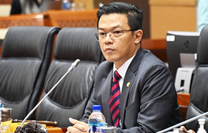 Sumatera Dalam Darurat! Sugiono Tegaskan Gerindra Harus Hadir: Bantuan Harus Sampai ke Tangan Korban