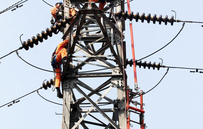 PLN Gaspol Bangun SUTT 150 kV Tapan–Sungai Penuh, Warga Pesisir Selatan Siap Nikmati Listrik Stabil