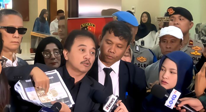 Kasus Ijazah Jokowi: Roy Suryo hingga Eggi Sudjana Jadi Tersangka, Netizen Beri Dukungan!