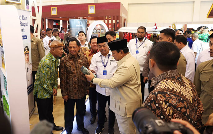 Ekonomi Rakyat Melesat, 60,6% Dana KUR Sudah Tersalurkan!