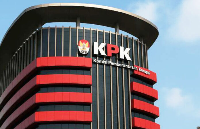 Operasi Senyap KPK di Banten, Lima APH Diamankan dalam OTT Komisi Pemberantasan Korupsi (KPK) kembali melakukan Operasi Tangkap Tangan (OTT) di wilayah Provinsi Banten.