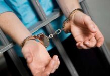 Tragedi di Semarang Barat: WNA Cina Tewaskan Pemotor, Polisi Tetapkan Tersangka Warga negara asing (WNA) asal Cina, Wu Lili, resmi ditetapkan sebagai tersangka kasus kecelakaan maut yang menabrak dua pengendara motor di Semarang Barat hingga menyebabkan satu korban tewas. (Foto: Ilustrasi)