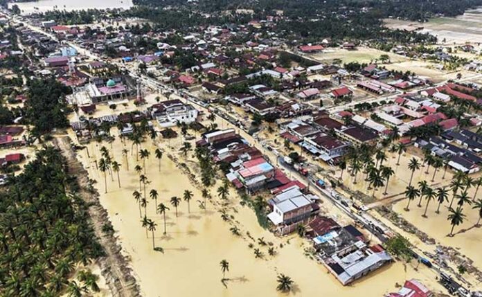 Bupati Aceh Tamiang, Armia Fahmi, membantah keras isu yang menyebut 250 warga Kampung Dalam, Kecamatan Karang Baru, meninggal dunia akibat banjir bandang yang melanda wilayah tersebut beberapa hari lalu.