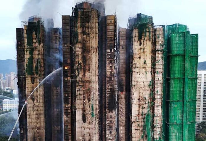 Jumlah korban tewas dalam tragedi kebakaran apartemen di Hong Kong terus bertambah. Hingga dikutip pada Kamis (4/12/2025) waktu setempat, sedikitnya 159 orang dilaporkan meninggal dunia, menjadikan insiden ini sebagai kebakaran permukiman paling mematikan sejak tahun 1980.
