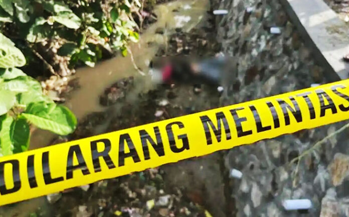Jasad korban ditemukan dalam kondisi tidak bernyawa di Jalan Raya Purwosari-Pasuruan, tepatnya di Kecamatan Wonorejo, Kabupaten Pasuruan, sehingga menguatkan dugaan adanya peristiwa pembunuhan yang terjadi di lokasi tersebut.