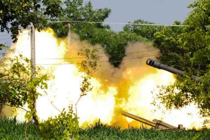 Ketegangan di kawasan Asia Tenggara kembali memanas setelah Pemerintah Thailand menyatakan bahwa empat tentaranya tewas akibat serangan pasukan Kamboja di wilayah perbatasan pada Sabtu (13/12/2025). (Gambar: Reuters/Athit Perawongmetha)