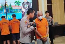 Drama Cek Mahar Rp 3 Miliar: Pengakuan Mengejutkan Mbah Tarman di Hadapan Polisi Tarman (74) atau yang dikenal sebagai Mbah Tarman akhirnya blak-blakan mengungkap alasan menggunakan cek mahar senilai Rp 3 miliar yang belakangan terbukti palsu untuk pernikahannya dengan Shela Arika (24).