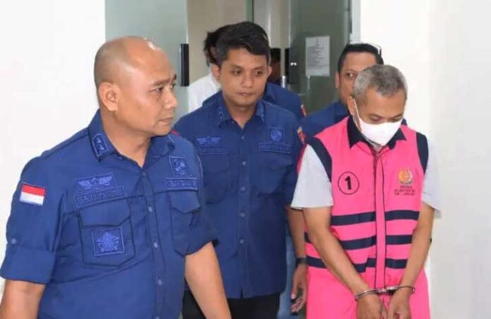 Mahkamah Agung (MA) resmi menolak kasasi yang diajukan mantan Direktur Utama (Dirut) PT Indofarma, Arief Pramuhanto, terkait perkara korupsi alat kesehatan.